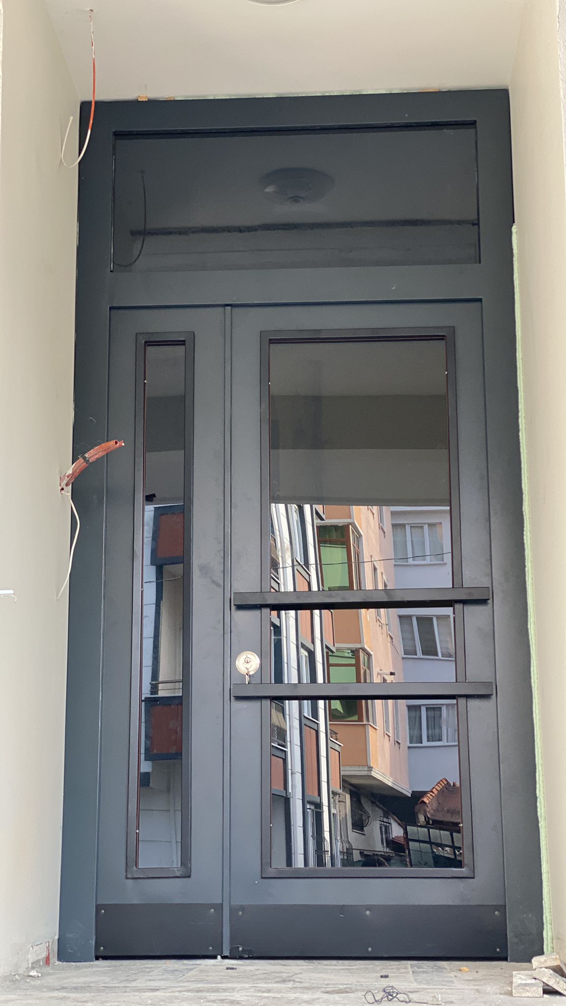 Kapı 1
